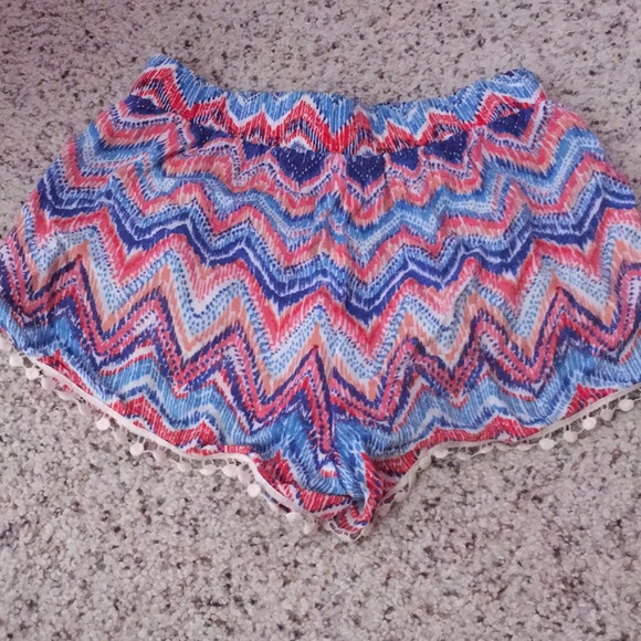 Colored Lounge Shorts - Picture 3 of 3